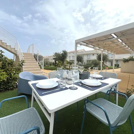 Beluga Private Courtyard Swimming Pools Parking *